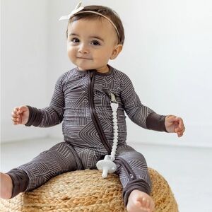 PB+GRAPE| Geometric ‘Maze’ Bamboo Footie